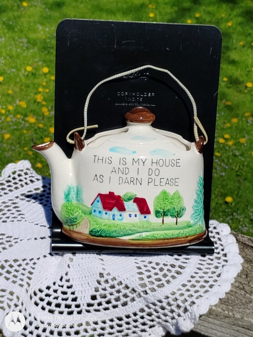 vintage ceramic tea kettle shaped wall pocket Norcrest brand Japan vintage 50s+